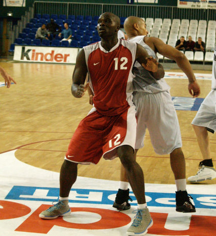 Chekhou Thioune  (Rouen) 11 pts 8 rbds et 1 inetrception