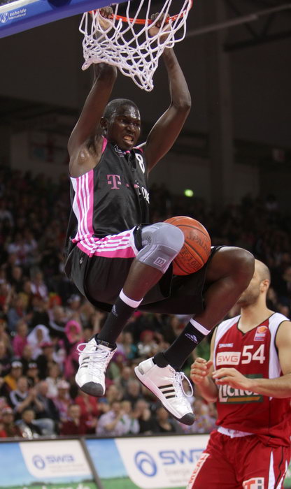 Coupe Eurochallenge - Top 16: Moussa Diagne et Bonn battus par Cholet