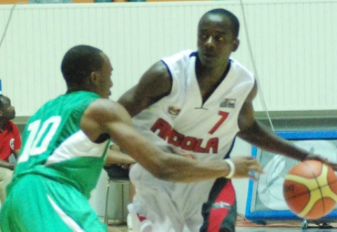 AFROBASKET 2009 Huitièmes de Finale: Angola 93 - Nigeria 85