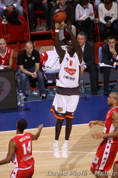 ProA - Le Mans coule Orléans et rejoint Cholet en tête (Maleye Ndoye 11 pts, 2 rbds et 1 interception)