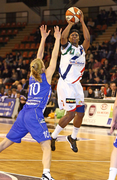 FRANCE LFB J20 et NF1 j22 : Résultats et statistiques Awa Gueye 17 pts et 6 tbds