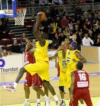 FRANCE PRO A J25: Saer Séne monstrueux avec 16 pts et 17 rbds