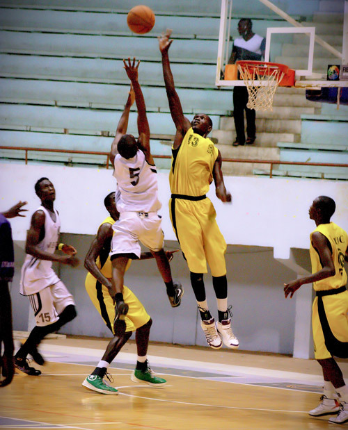 Basket (Coupe du Maire garçons) : Douane / DUC, choc des demi-finales