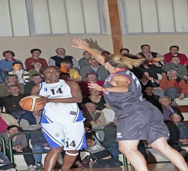 COUPE DE FRANCE 2009: 16e de finale de la Coupe de France : ca passe sans problème pour Tarbes et Basket Landes 