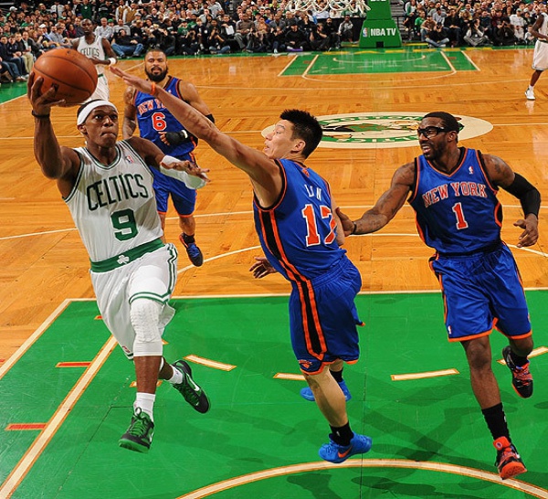 (VIDEO)-NBA: Un "triple-double" historique pour Rondo