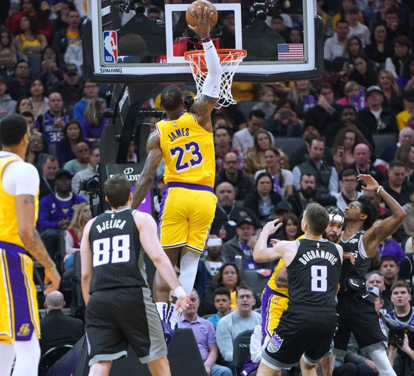 NBA: L’hommage des Lakers à Kobe Bryant, mauvaise nouvelle pour les Nets… Le résumé de la nuit