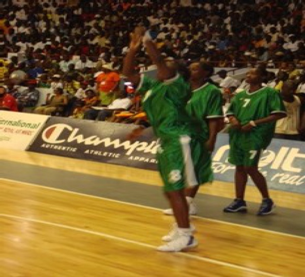 CHAMPIONNAT SUISSE FEMININ: 1ére Journée, Mame Didio Diouf met le feu au parquet avec 31 points