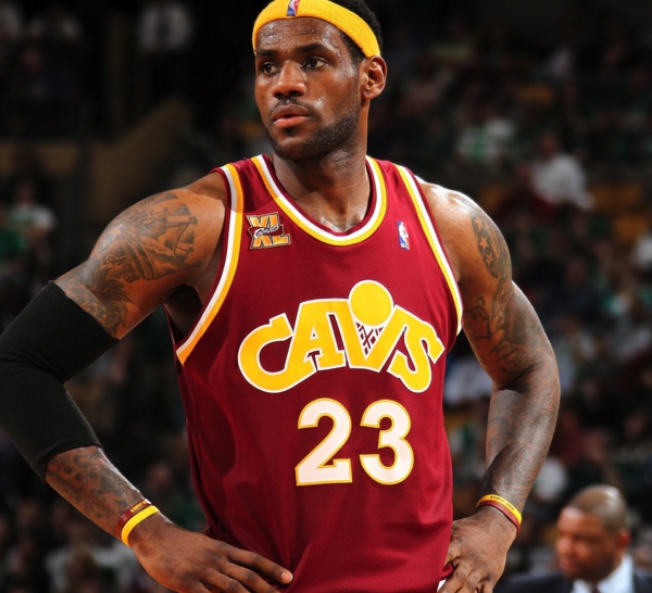 LeBron James prolonge aux Cleveland Cavaliers