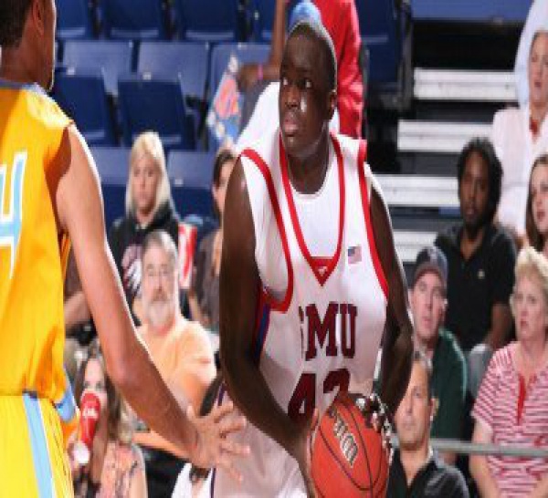 SUISSE , NCAA , NBDL : Pape DIA 21 pts pour SMU